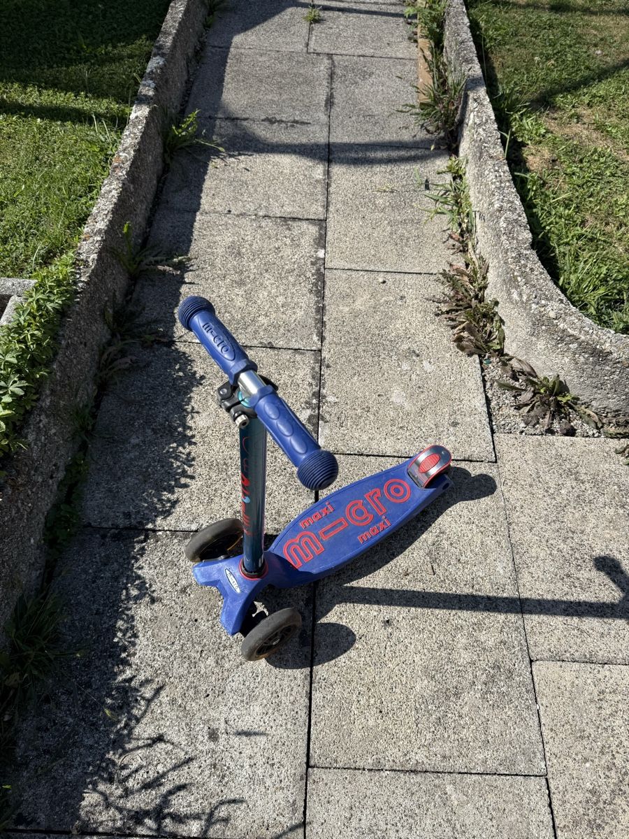 Micro Kickboard: Micro Maxi Roller blau gebraucht – Usato da Baeretswil venduto da boxer33 3