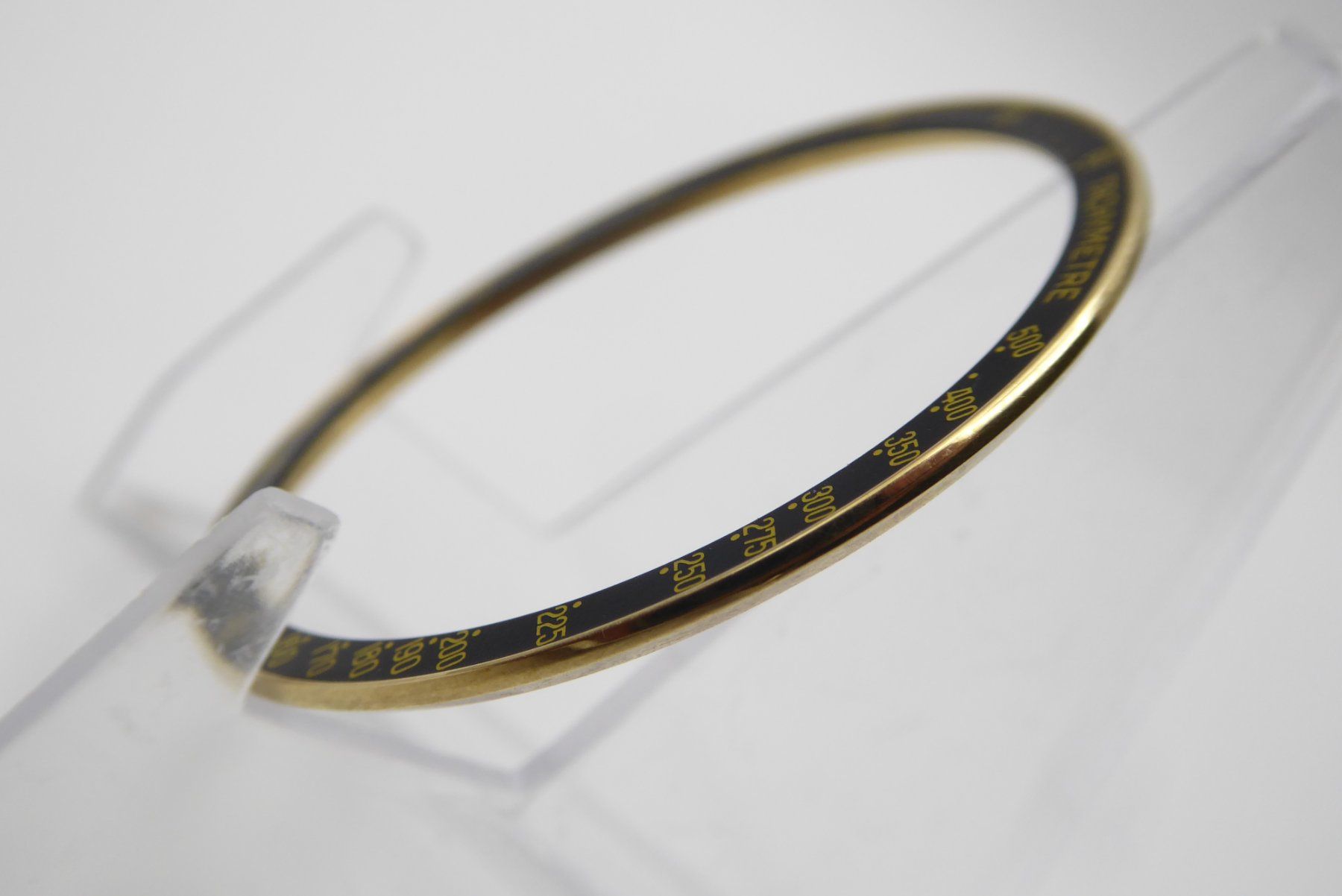 Omega Orologi: Omega Speedmaster bezel gold 40mm – Nuovo (secondo la descrizione) da Geneve venduto da adr_xk6n 2