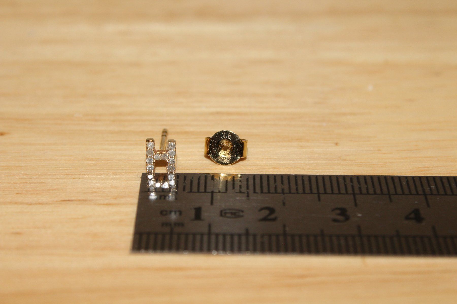 Orecchini pendenti & Orecchini a lobo: einzelner Ohrstecker Gold 9Karat – Usato da Kriens venduto da Wolly85 1