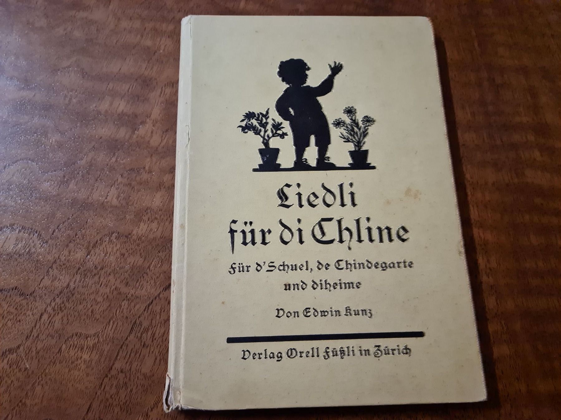 Libri: Liedli für di Chline – Usato da Erstfeld venduto da Uhu1980