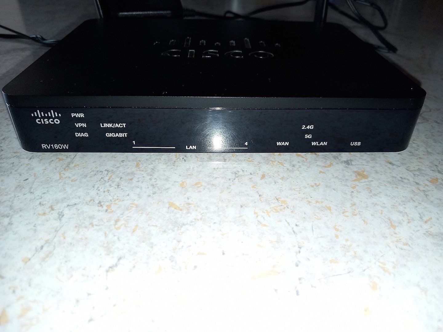 Cisco Modem & Router: Router Cisco RV160W gebraucht mit Netzteil – Usato da Fahy venduto da Bm31 1