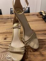 Buffalo High Heels