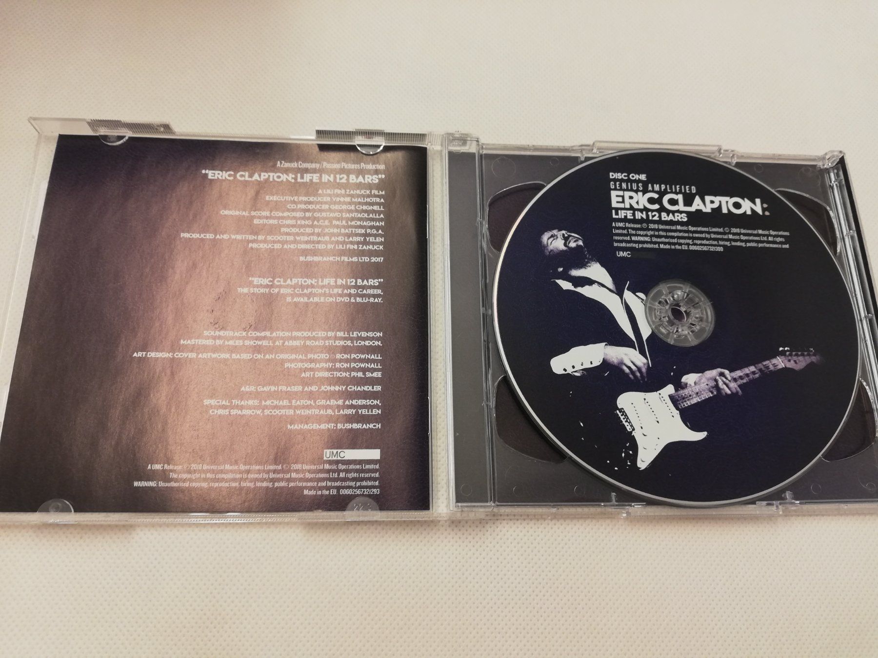 CD: ERIC CLAPTON - LIFE IN 12 BARS – Usato da Bern venduto da Vinylsound.ch 2