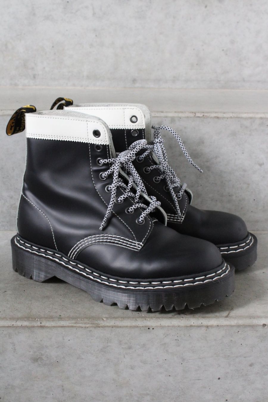 Dr. Martens Scarpe da uomo: Dr. Martens 1460 Pascal Bex DS Boots – Nuovo (secondo la descrizione) da St. Gallen venduto da look-twice 1
