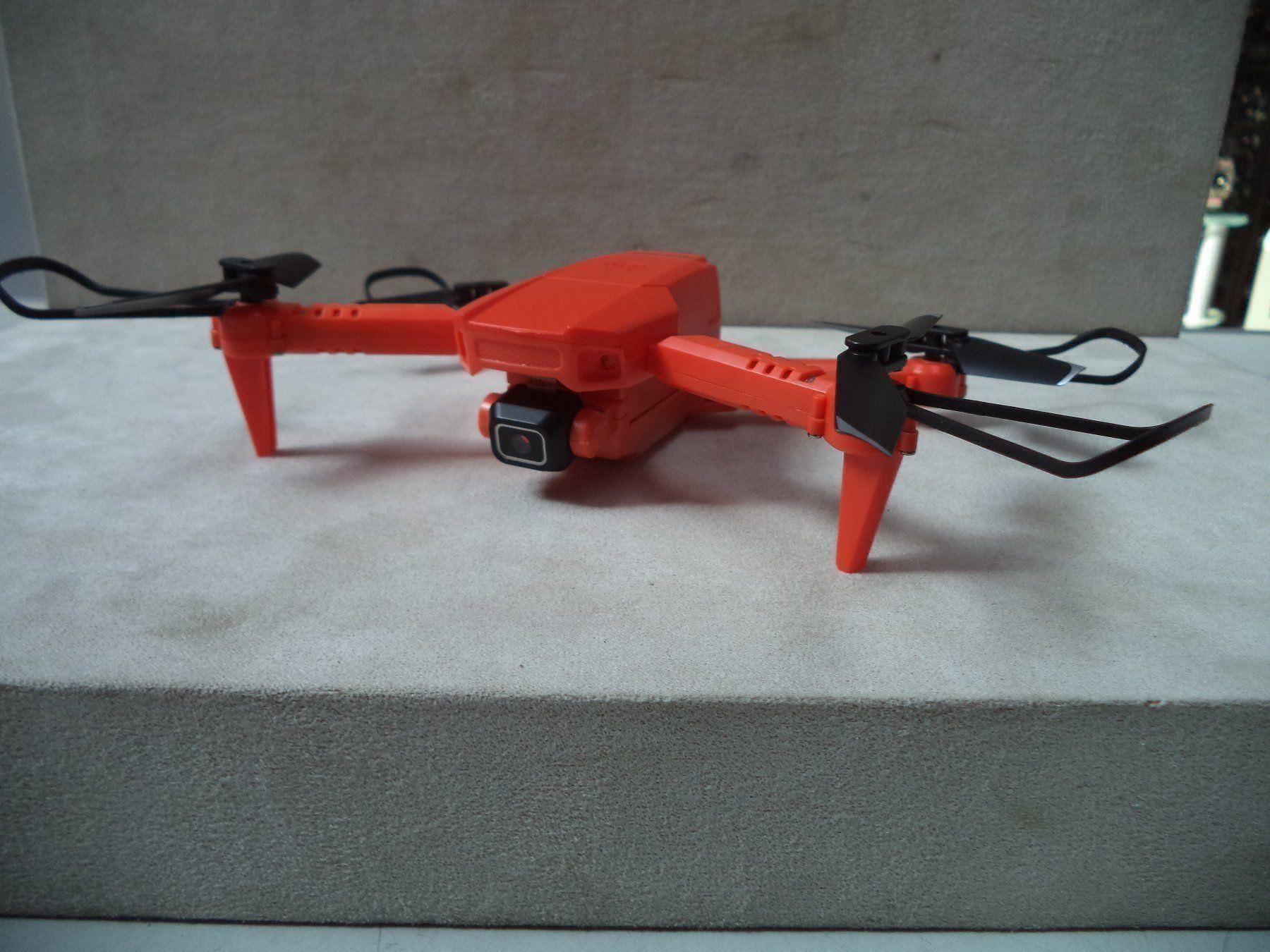 Modellismo RC: Wifi Drohne no name – Nuovo e nell'imballaggio originale da Rieden AG venduto da Wirth03