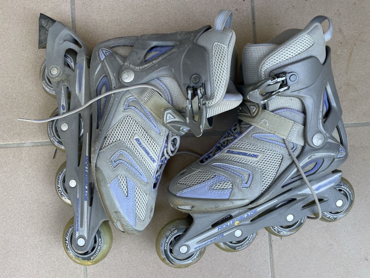 Pattini in linea & Pattini a rotelle: Inline-Skates / Rollerblade Gr. 39 Damen  – Usato da Niederscherli venduto da goal10 1