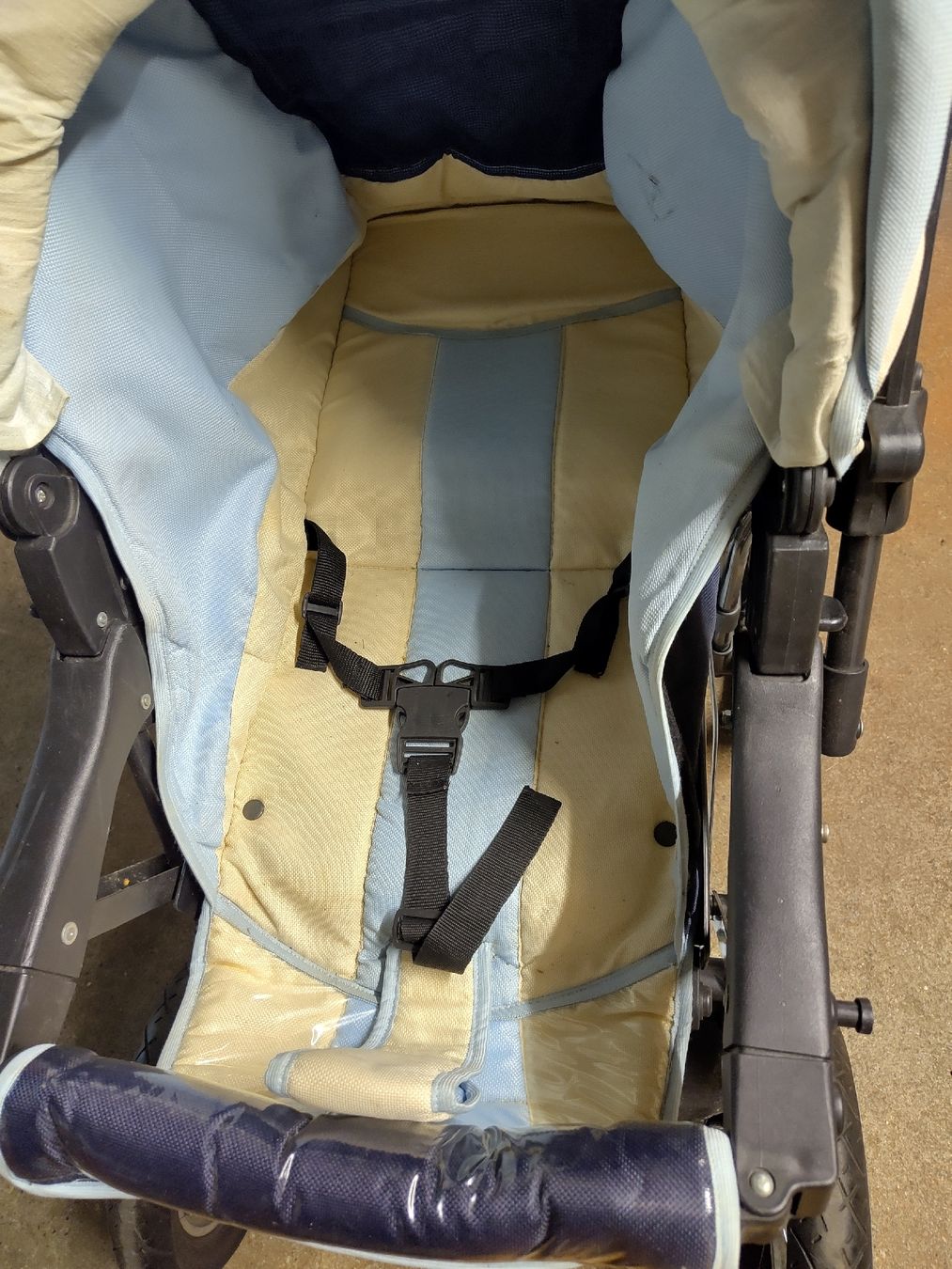 Kinderwagen: Kinderwagen mit Zubehör – Gebraucht aus Däniken SO von Lu-Tze 5