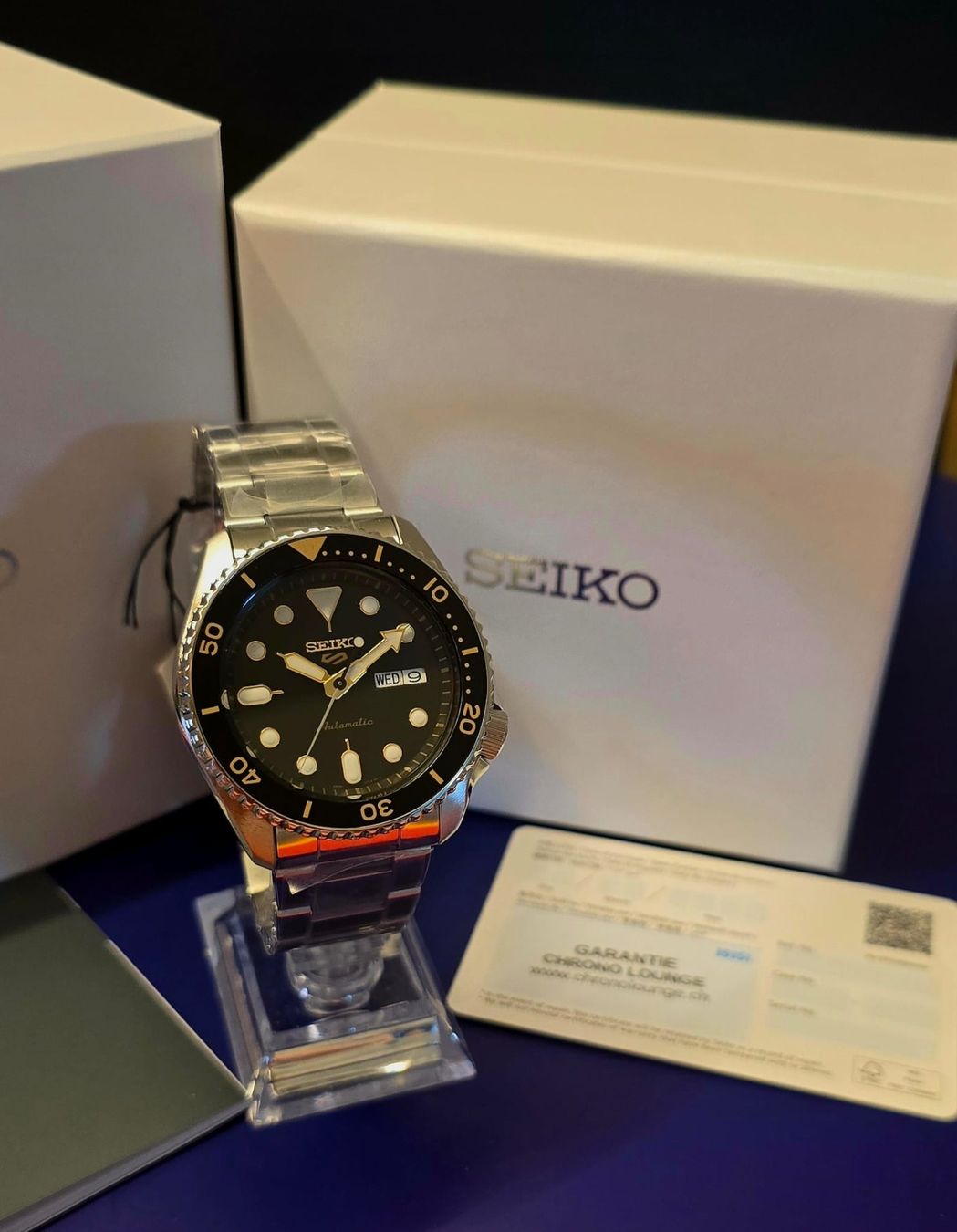 Seiko Orologi: SEIKO AUTOMATIC DAY-DATE FULLSET 2Y WARRANTY – Nuovo e nell'imballaggio originale da Neftenbach venduto da Taschen-Uhren 3
