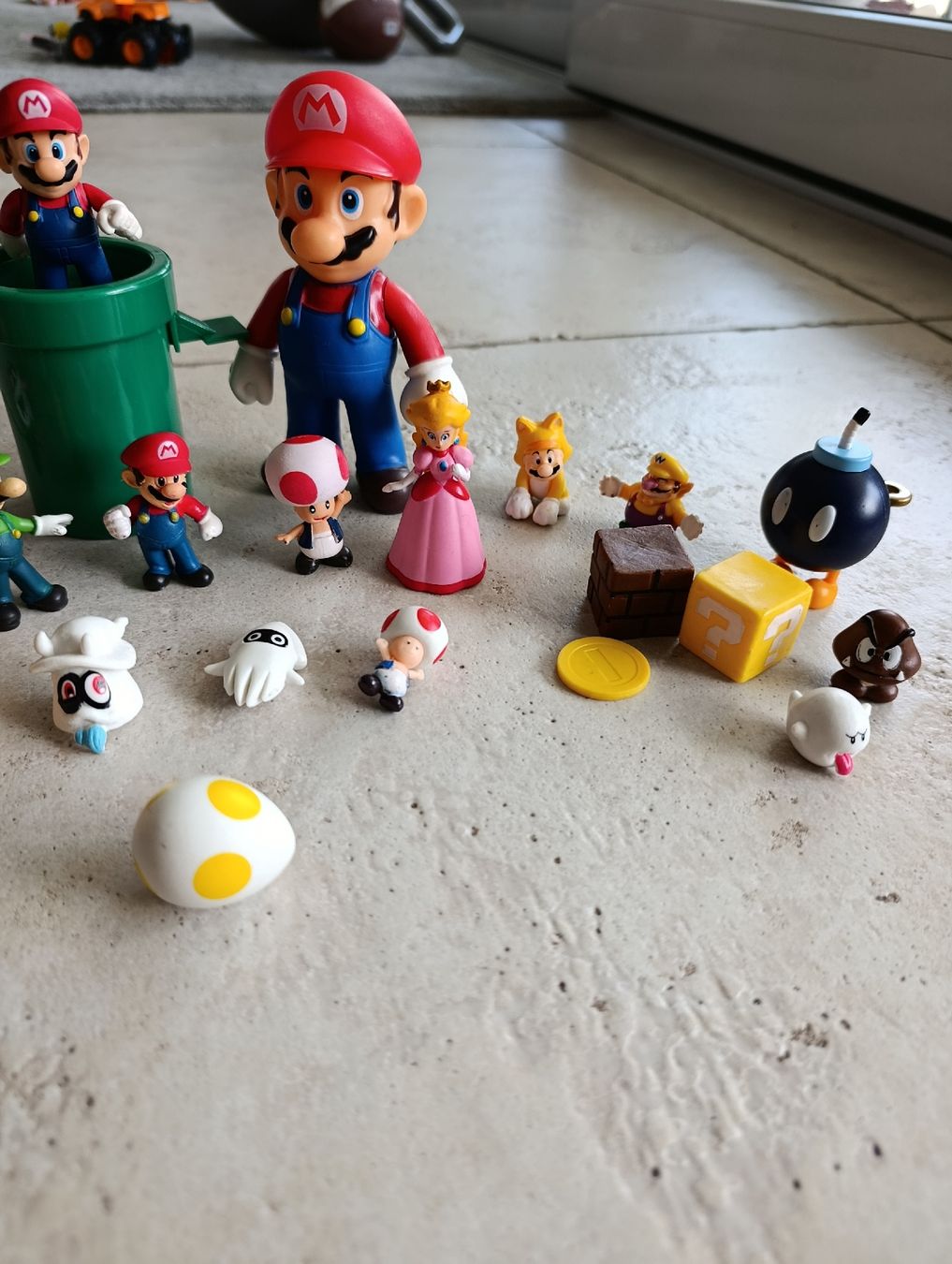 Spielzeuge: LOT DE FIGURINES MARIO BROSS – Gebraucht aus Sierre von shirley04 2