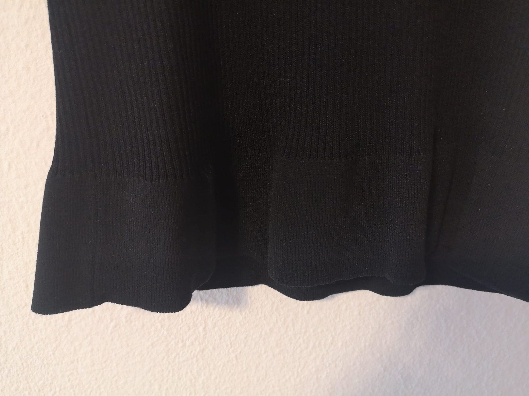 Top: Top Caroll T.XS – Usato da Marly venduto da Fiore27 2