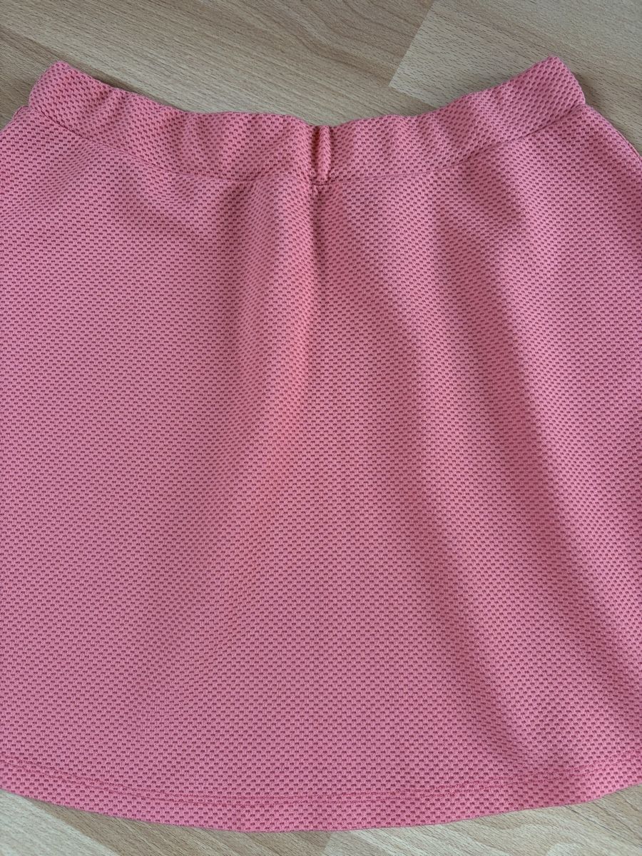Gonne: Pink Woman Mini Rock Gr. S – Usato da Dielsdorf venduto da zumba93 1
