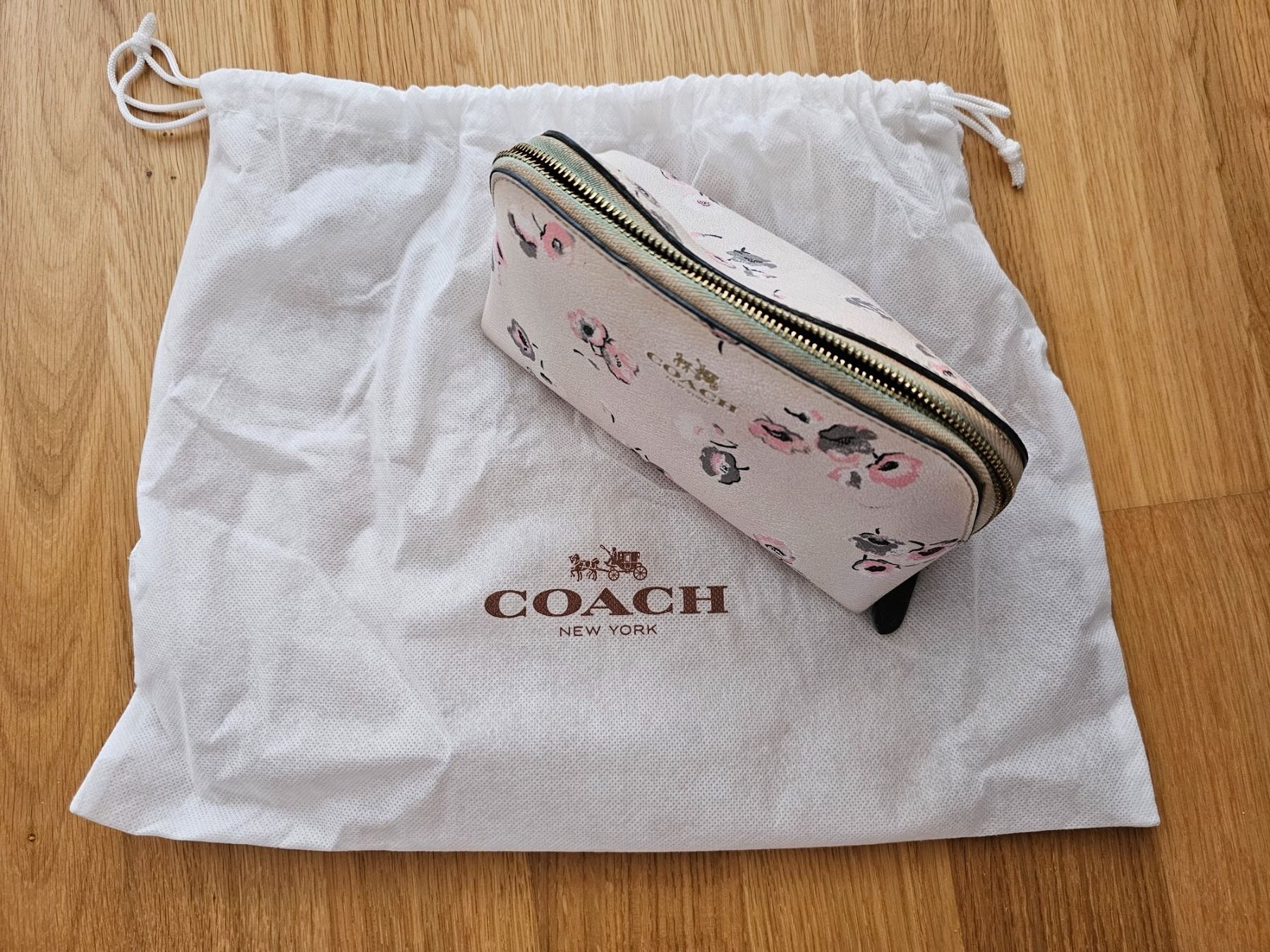 Coach Custodie per cosmetici: Coach Necessaire – Usato da Siebnen venduto da Patrizia.Sara 3
