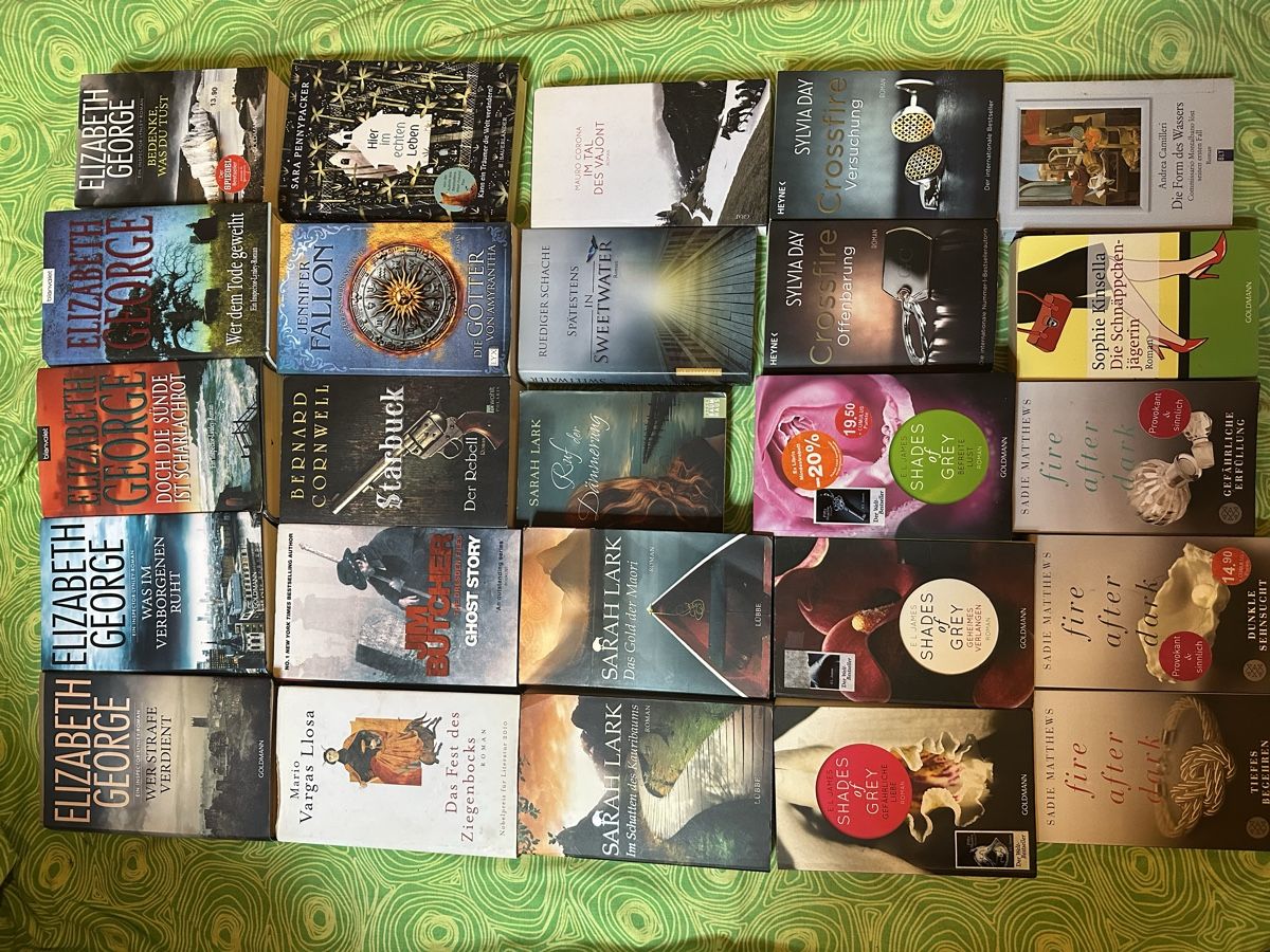 Livres: Verschiedene ROMAN Bücher – D'occasion à Uster par bek_v2ct 1