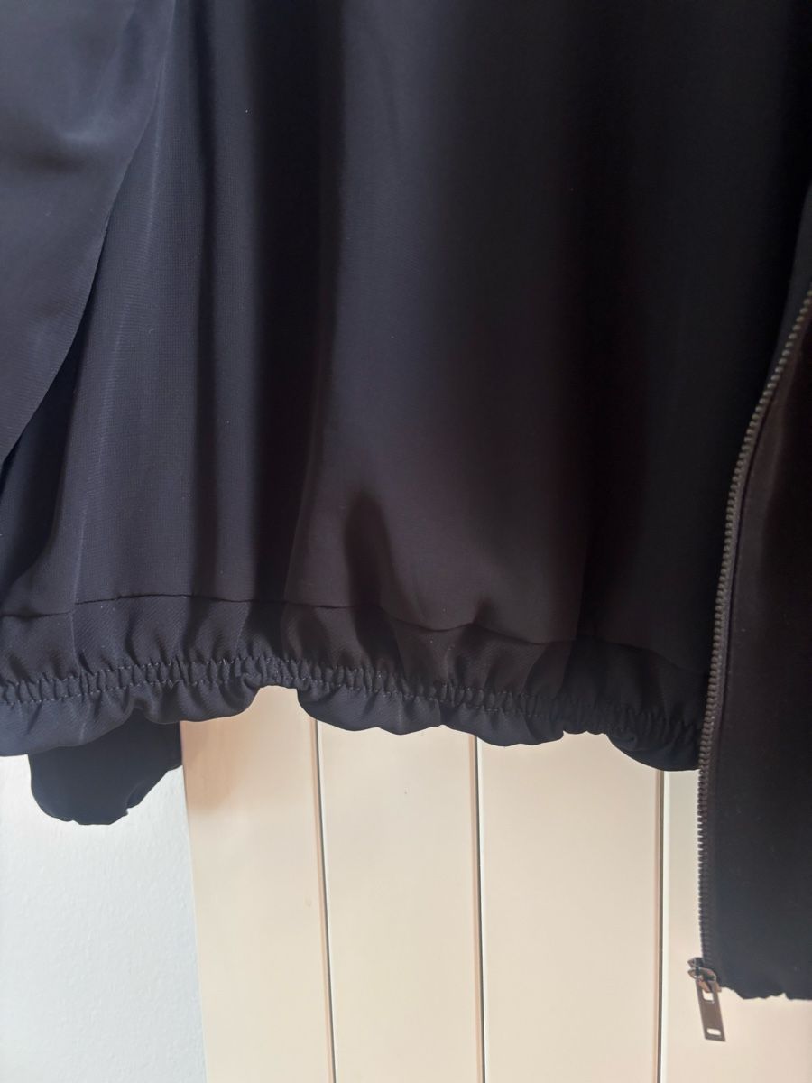 Zara Giacche: Zara Basic Black Ruffle Bomber Jacket - Size M - Chic! – Nuovo e nell'imballaggio originale da Genève venduto da chl_zc89 3