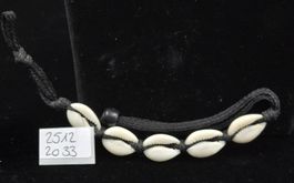 Armband mit Muscheln