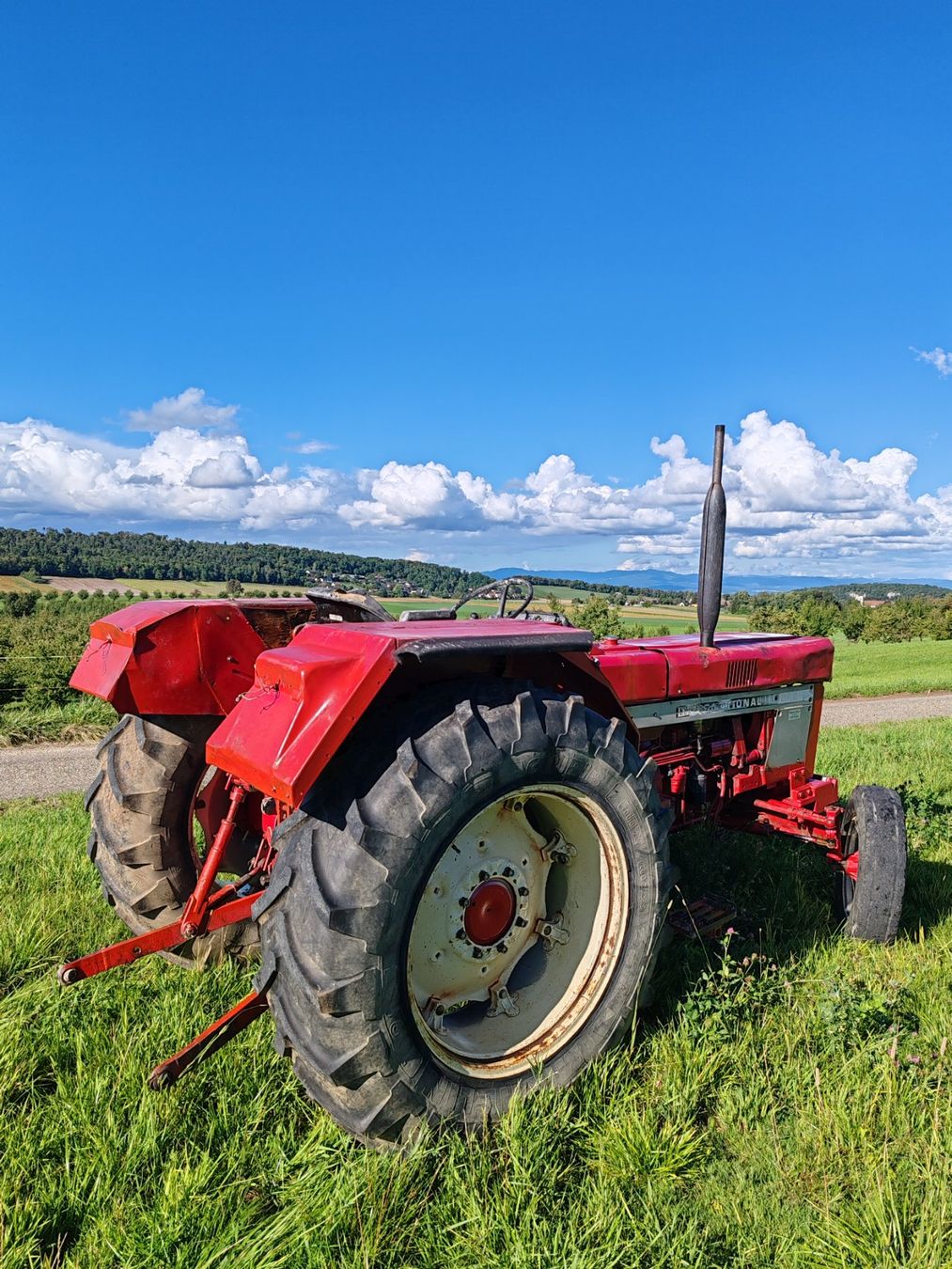 IHC Tracteurs: Traktor IHC 844S – D'occasion à Metzerlen par ste_d9h8
