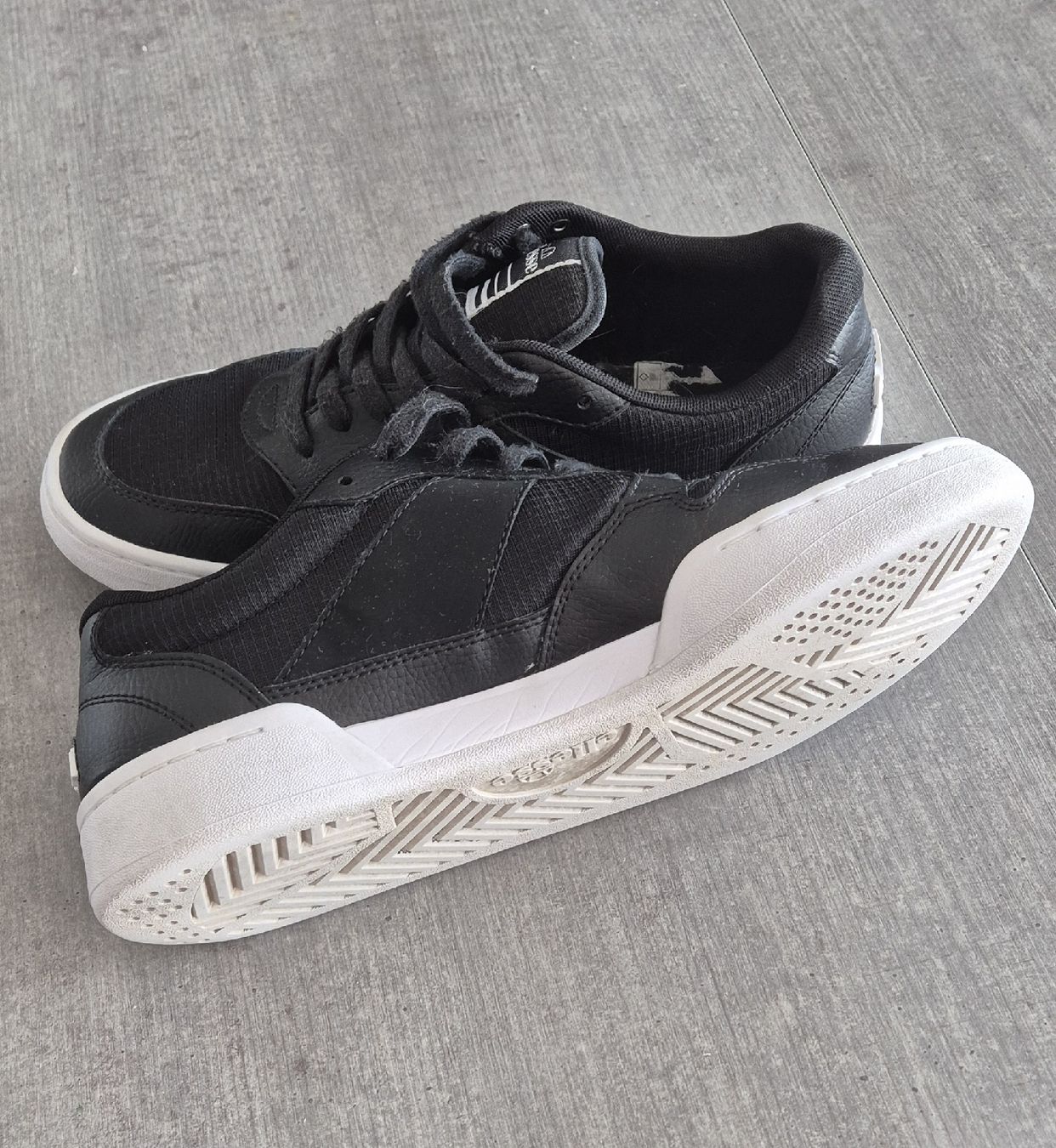 Ellesse Scarpe da uomo: Basket Ellesse taille 43 – Usato da Estavayer-le-lac venduto da Bruno1175 2