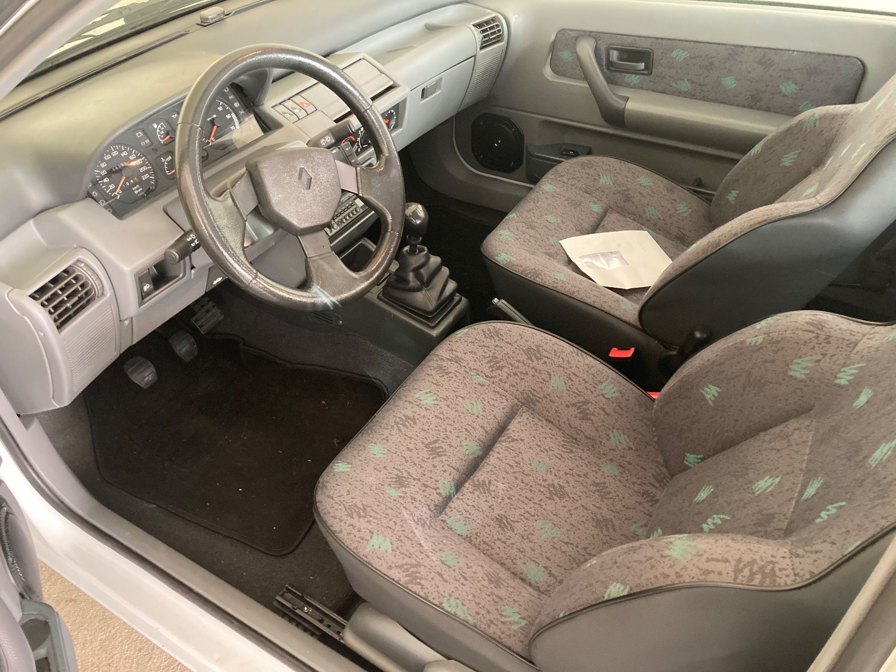Renault Automobili: Renault Clio 1.4 S – Usato da Erstfeld venduto da Peach78 4