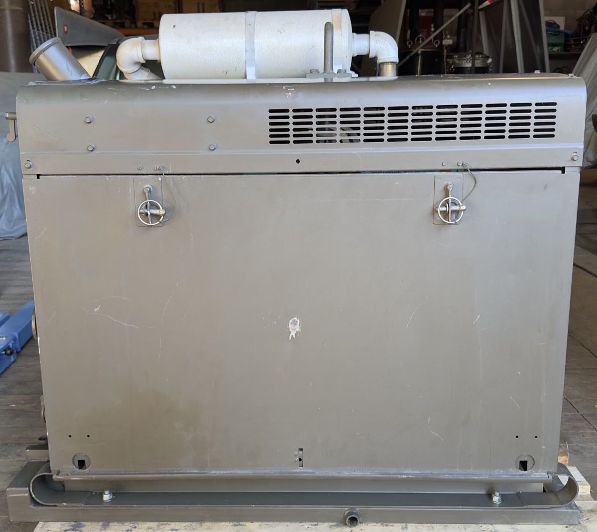 Générateurs de courant: Onan 6KW Strom Generator  – D'occasion à Grossdietwil par Armyhunter 2