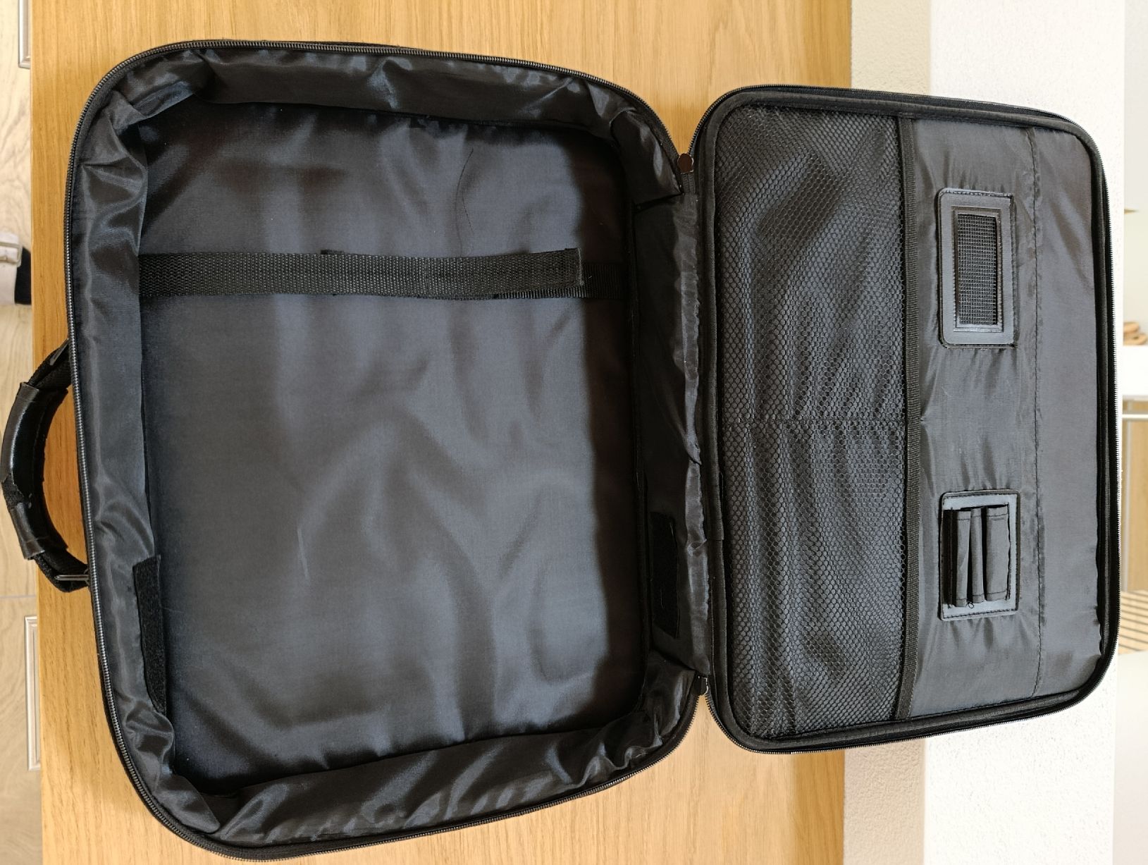 Koffer & Taschen: Valigetta per laptop – Gebraucht aus Ludiano von Mo_Bia 3
