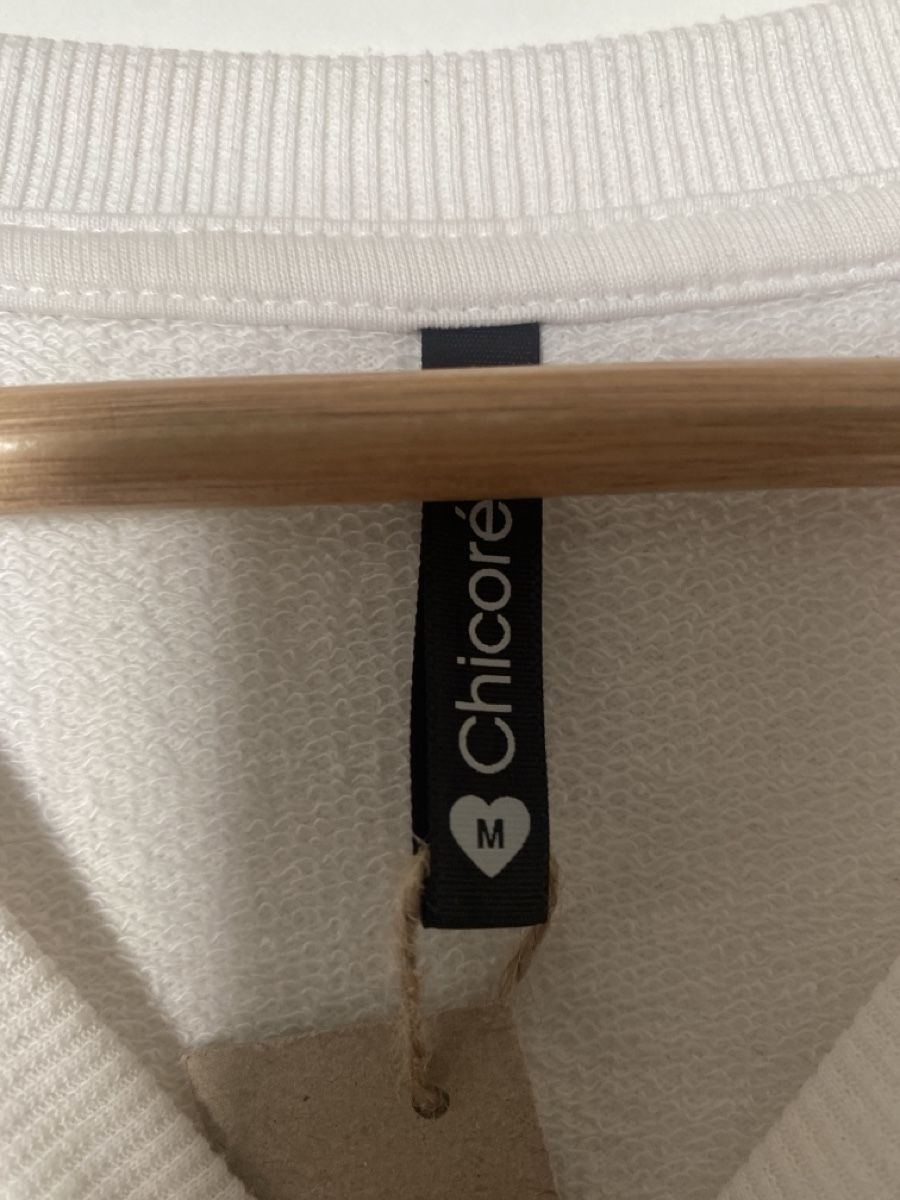 T-Shirts: Damen Pullover weiss Grösse M – Gebraucht aus Alpnach Dorf von melbb 1