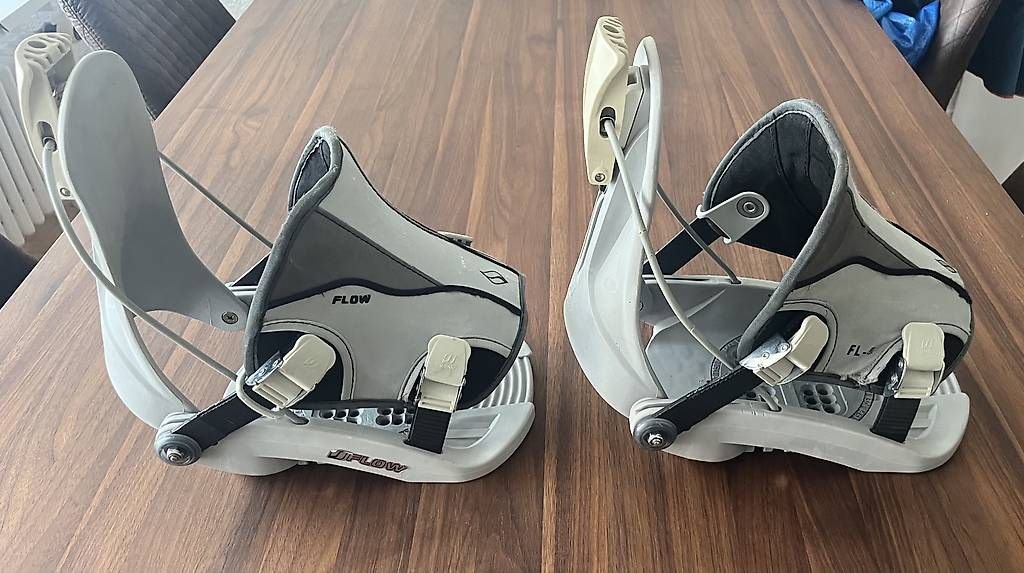 Attacchi: Snowboard Bindung Flow – Usato da Hägendorf venduto da Chev-Chelios89 3