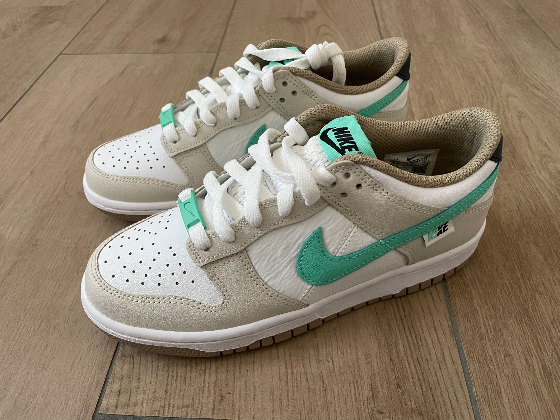Nike Schuhe für Jungen: Nike Dunk Low (GS) Gr. 38 NEU – Neu und originalverpackt aus Waltenschwil von hansnine