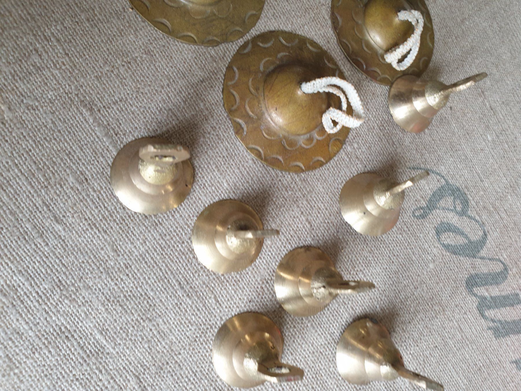 Campanacci mucche: Antike Indische Fingerglocken – Usato da Bottmingen venduto da sandy_2 2
