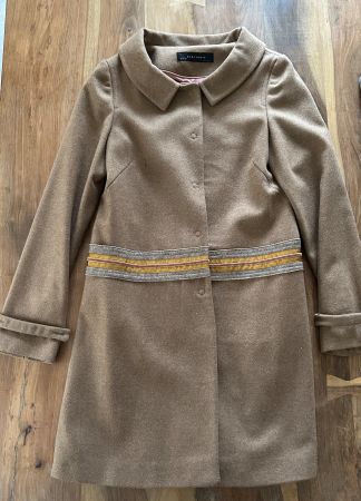 Klassischer Mantel, von Zara