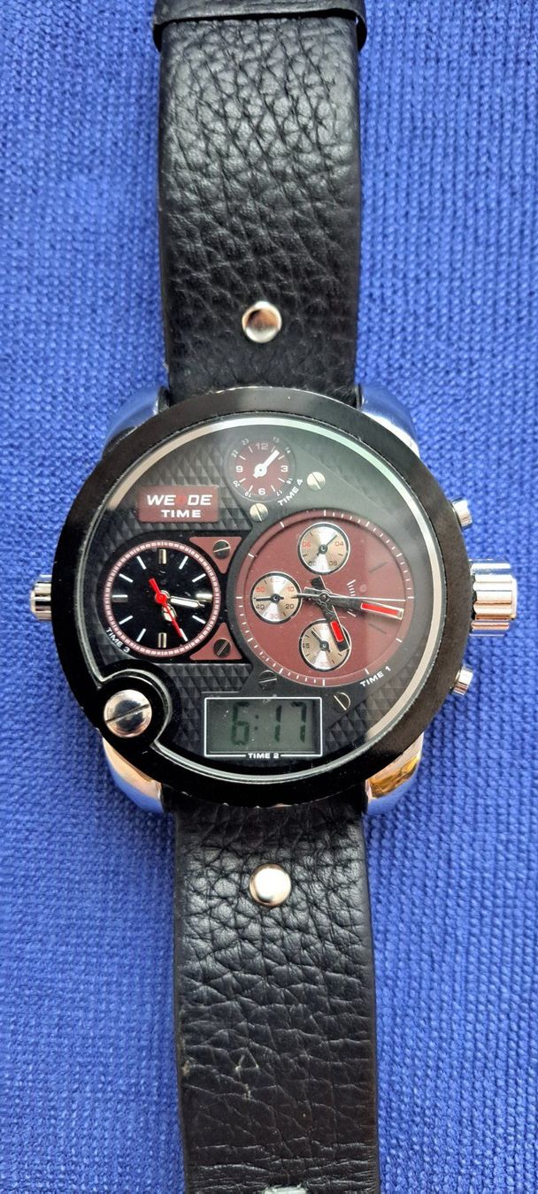 Uhren: ARMBANDUHR XXL – Gebraucht aus Oftringen von Second-Hand-Uhren