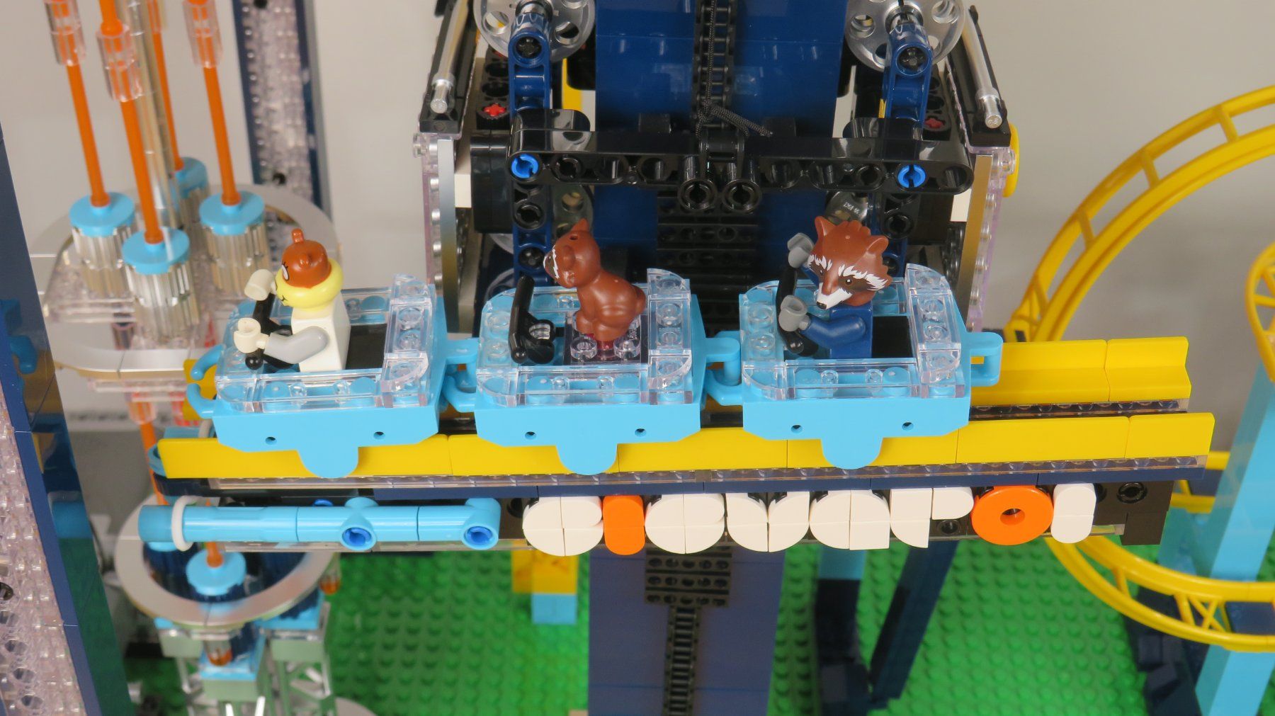Mould King Kit di costruzioni: MOULD KING-11031-Space Elevator-Riesen-Achterbahn – Nuovo (secondo la descrizione) da Arboldswil venduto da Lubber 3