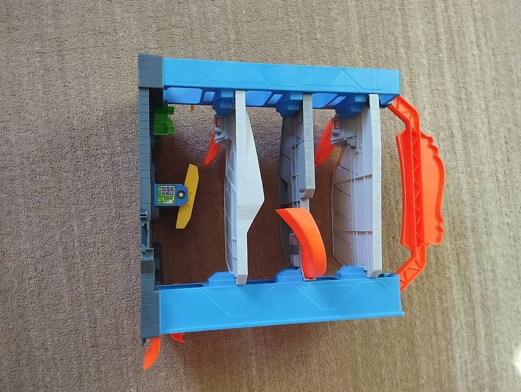 Giocattoli: Garage Hot wheels – Usato da La Chaux-de-Fonds venduto da Nivi