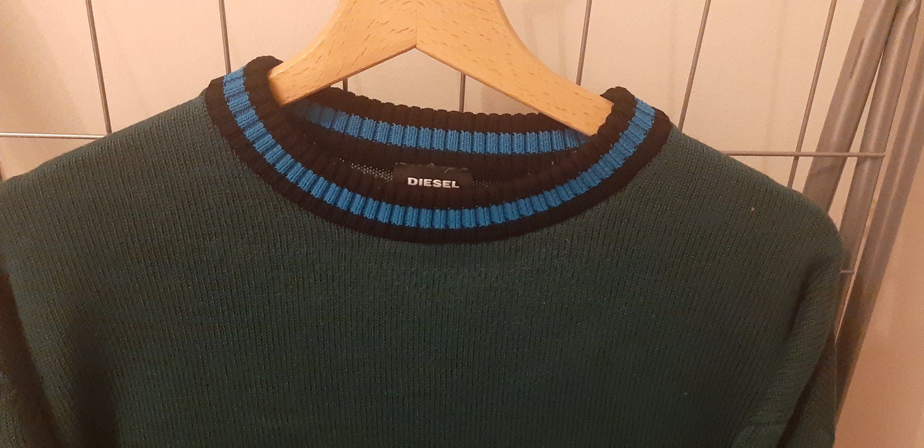 Diesel Maglioni & Felpe: DIESEL Pullover Grösse XL, Dunkelgrün – Nuovo (secondo la descrizione) da Zürich venduto da Venecia25 7