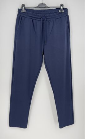 # MAN - Hose Gr. M - ICONO #