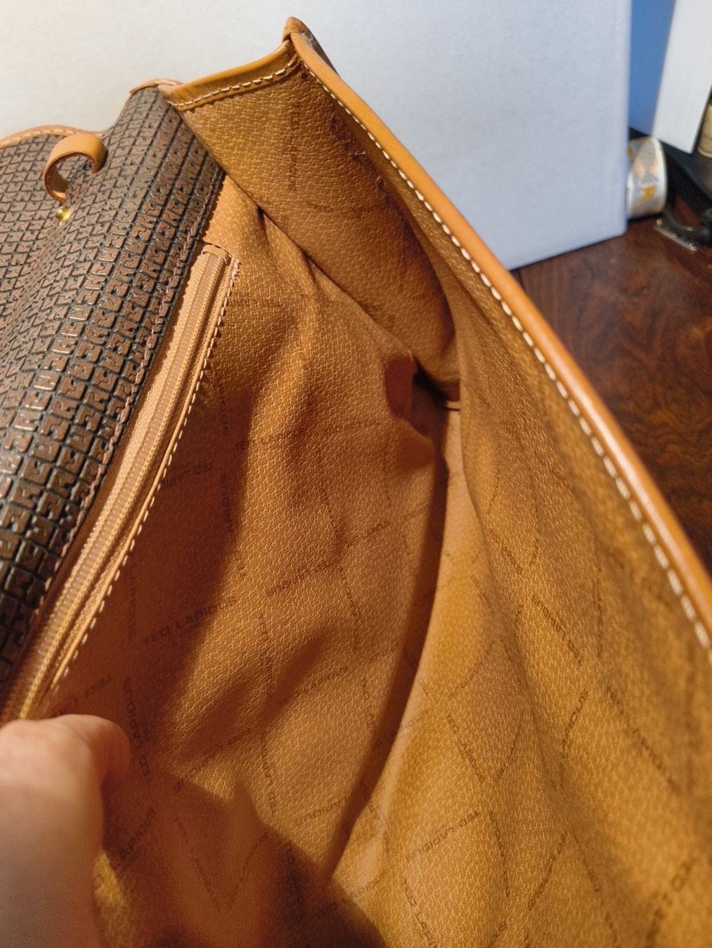 Valigie & Borse: Ted Lapidus Paris Akten Laptop Tasche – Usato da stettlen venduto da VintageBern_ch 6