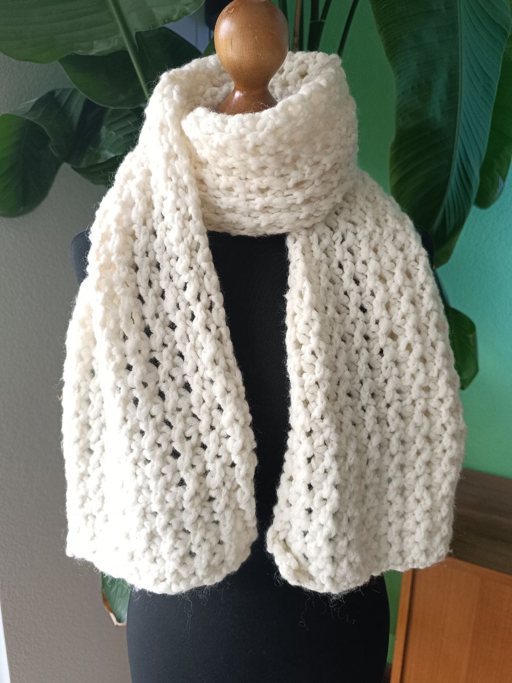 Foulard & Sciarpe: Schall offwhite – Usato da Wolfwil venduto da SecondOwner 1