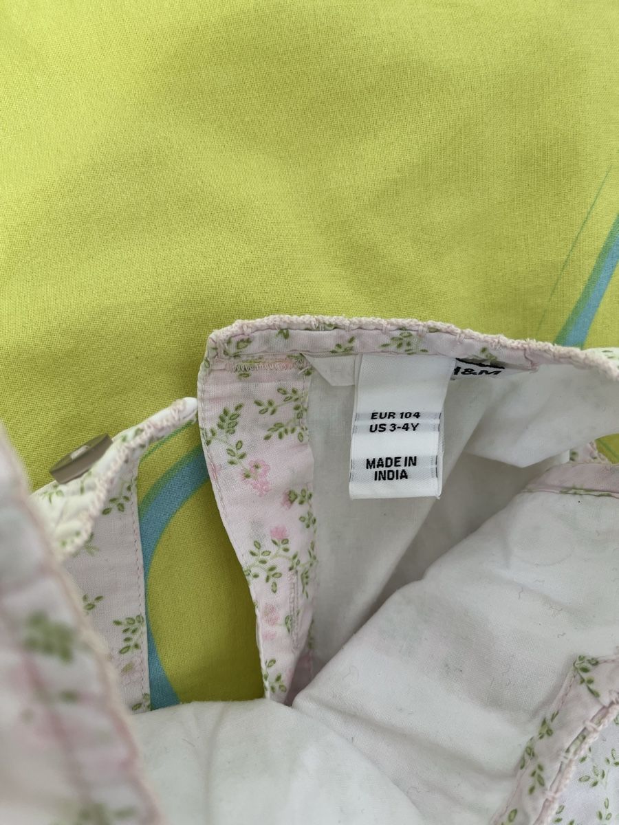 Kleider & Röcke: Robe fille taille 104 – Gebraucht aus MARLY von AISLEE 1