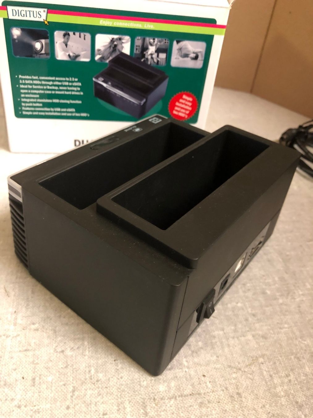 Docking station: DUAL Docking Station DA-70544 / HDD-Sata II – Usato da Bern venduto da Fireblades 2