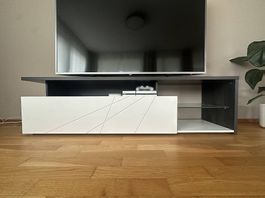 Fernsehmöbel
