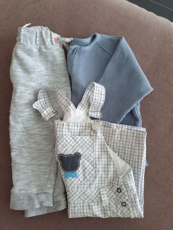 Baby Set Latzshorts, Langarmshirt und Hosen ca Gr. 74