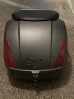 Vespa GTS300 Super Sport Topcase