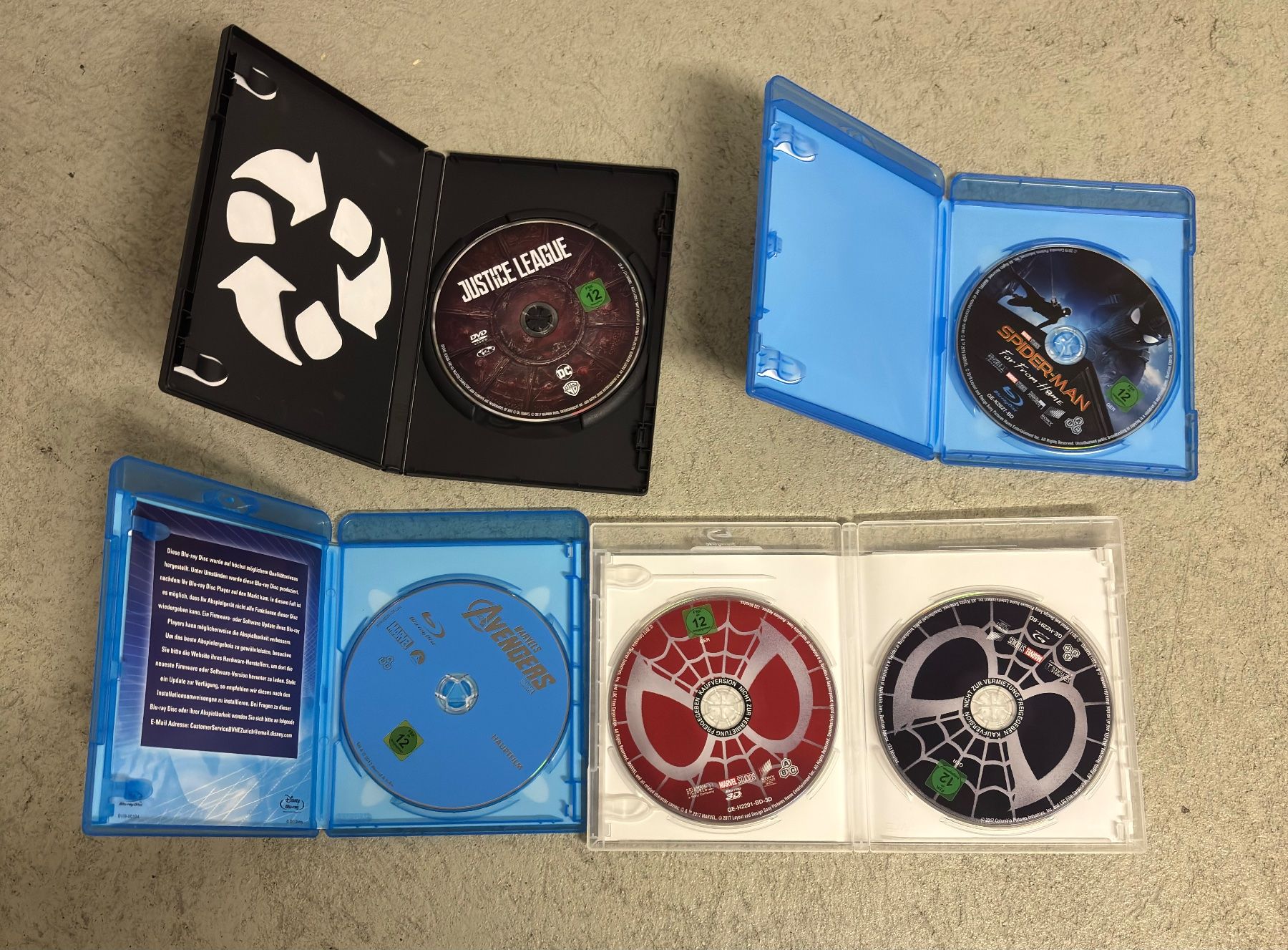 Alle DVDs: 4x Superhelden Filme Marvel & DC Blu-ray/DVD – Gebraucht aus Sonterswil von VD-Service 2