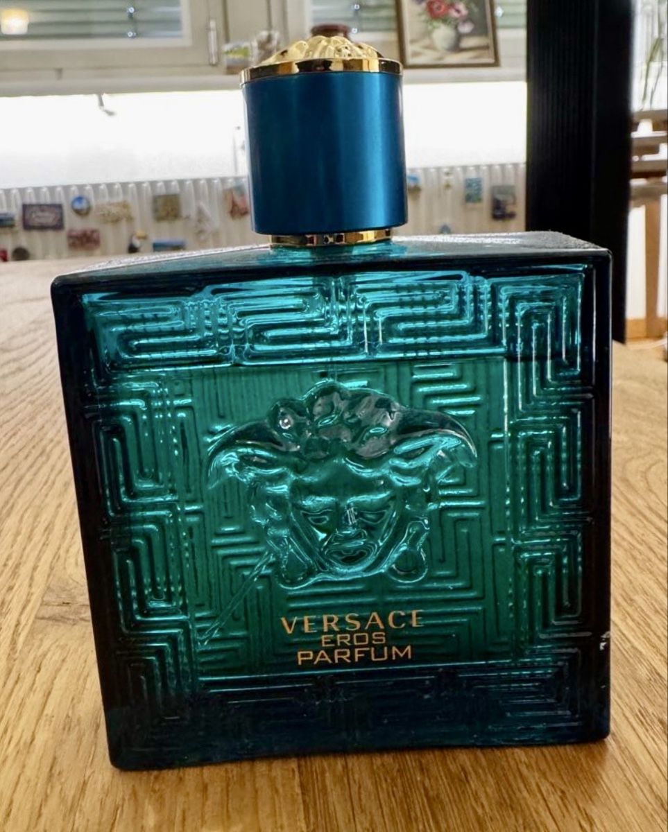 Versace Parfum & Eau de Toilette: Versace Eros Parfum - Parfum Version - 100ml – Gebraucht aus Emmenbrücke von ThomiE01