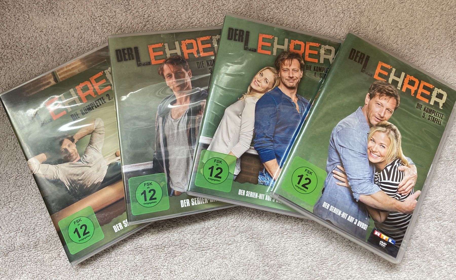 Tutti i DVDs: Der Lehrer - Staffeln 2 -5 (DE) – Usato da Wolfhausen venduto da uchuva26