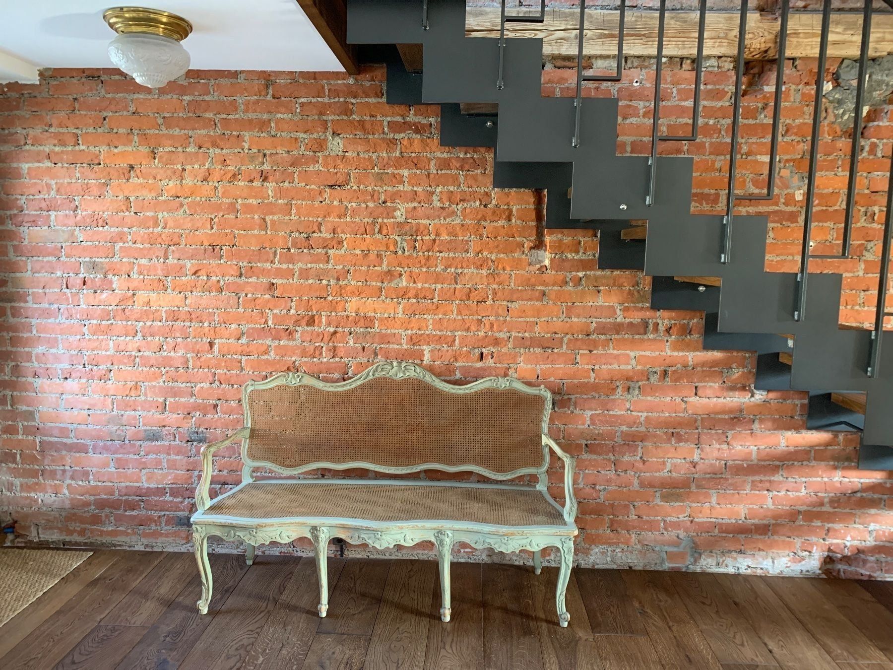 Panchine: Wunderschönes antikes Bänkli – Usato da Goldau venduto da Londongirls