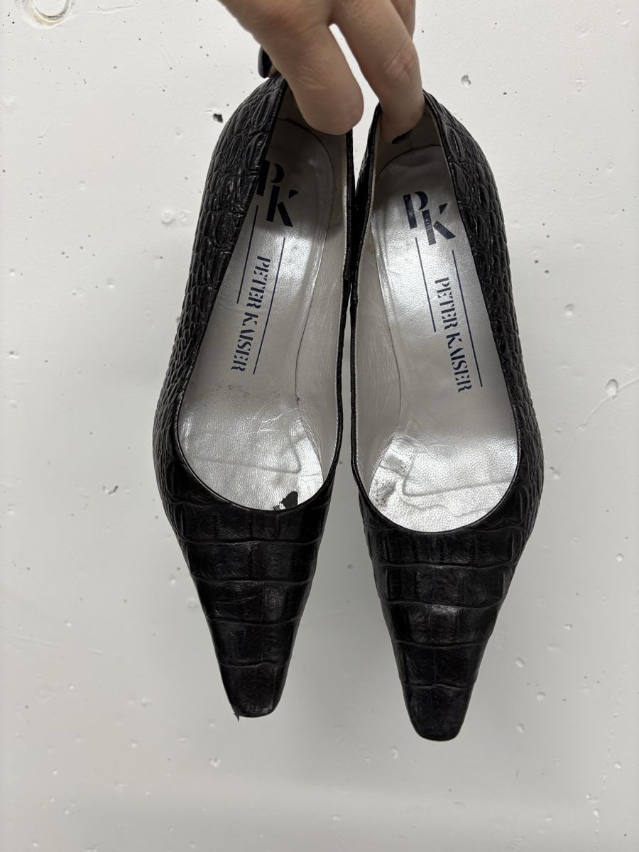 Kaiser Scarpe da donna: Peter Kaiser Leder Kroko-Pumps Gr. 4, 37  schwarz spitz – Usato da Regensdorf venduto da secondchancefashion 2
