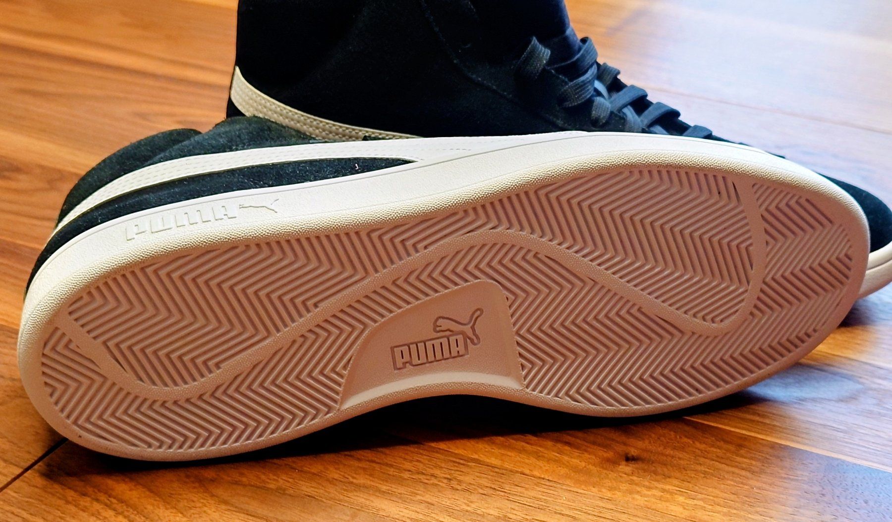 Puma Herrenschuhe: Puma Sneakers 45, black – Neu (gemäss Beschreibung) aus Holziken von Xheon 2