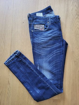 Diesel Damen Jeans Hose Grupee super slim-skinny - NP 69 Fr