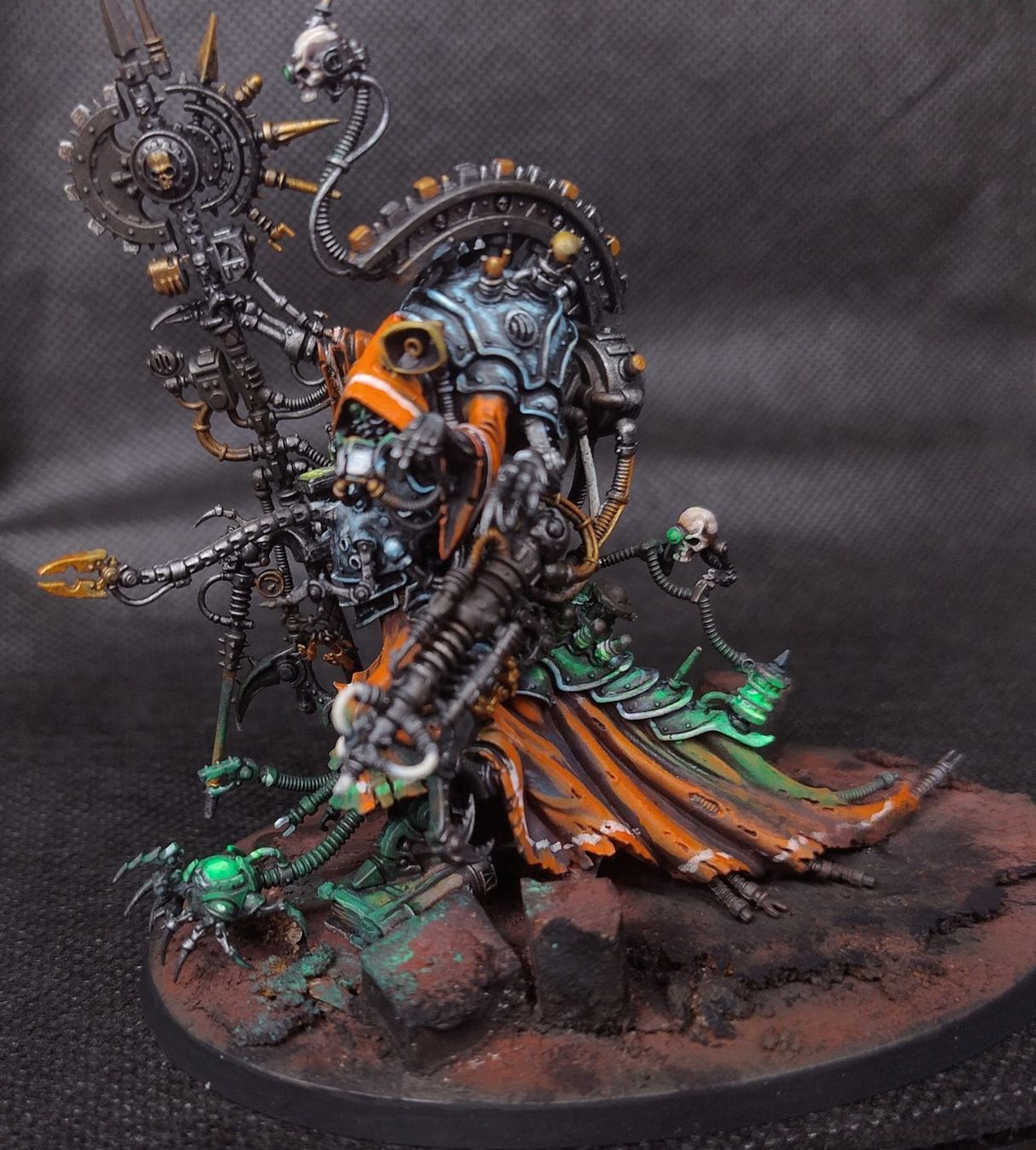 Kits de montage: Warhammer 40K - Belisarius Cawl PRO PAINTED – D'occasion à Genève par lec_2k2j 1
