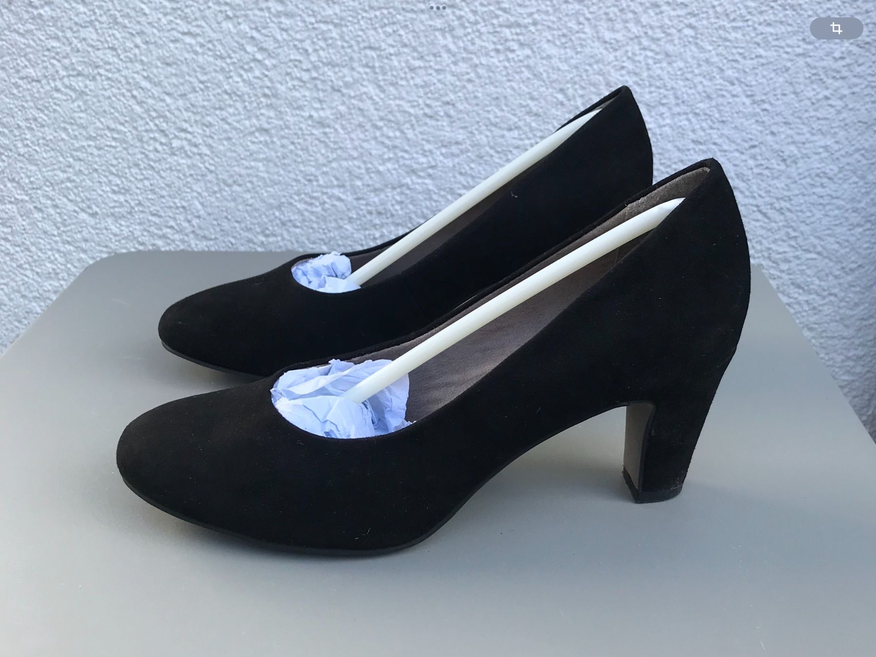 Tamaris Damenschuhe: Schwarze Tamaris Pumps Gr. 36 – Gebraucht aus uster von articles
